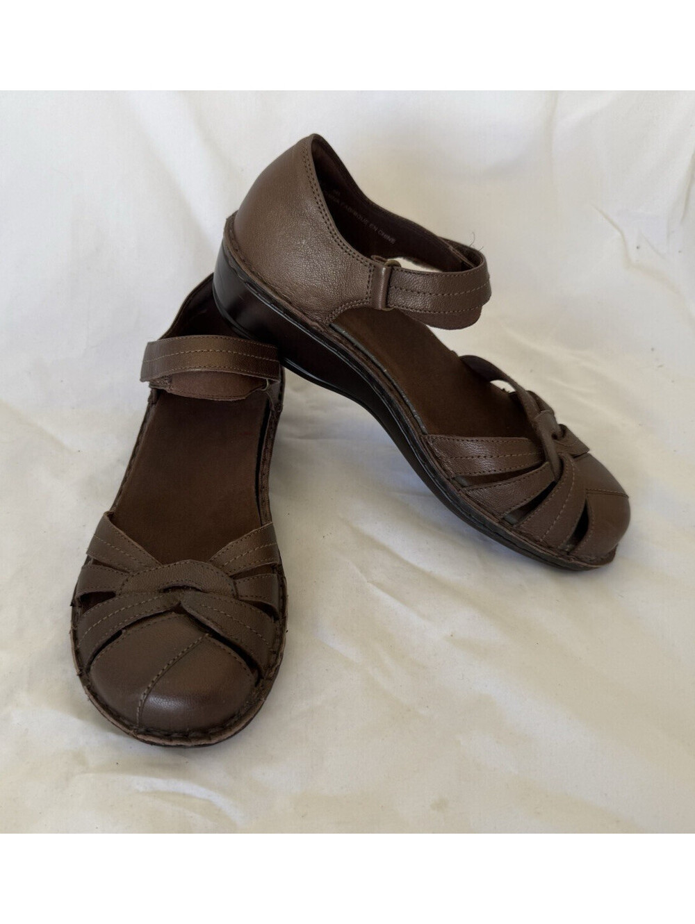 Aravon Clarissa Shoes Size 8B Bronze Leather Sandals Closed Toe Full Heel